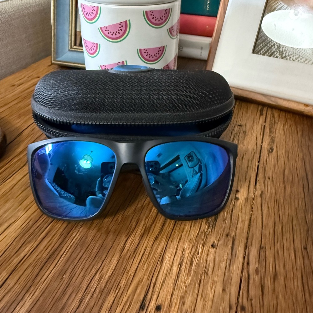 New Men’s Costa Ferg XL Polarized Stylish Blue Sunglasses with Case